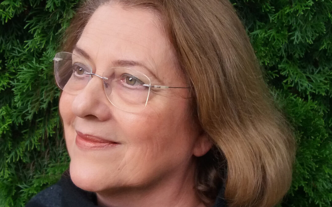 2021. OKTÓBER 14. – VÁRNAGY MÁRTA ÍRÓNŐ HAZATALÁLT KÖNYVE