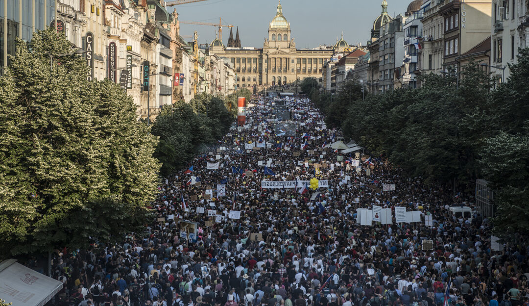 2021. DECEMBER 2.- HIBRID HÁBORÚ, AVAGY KÜLFÖLDI BEAVATKOZÁS AZ ÉLETÜNKBE
